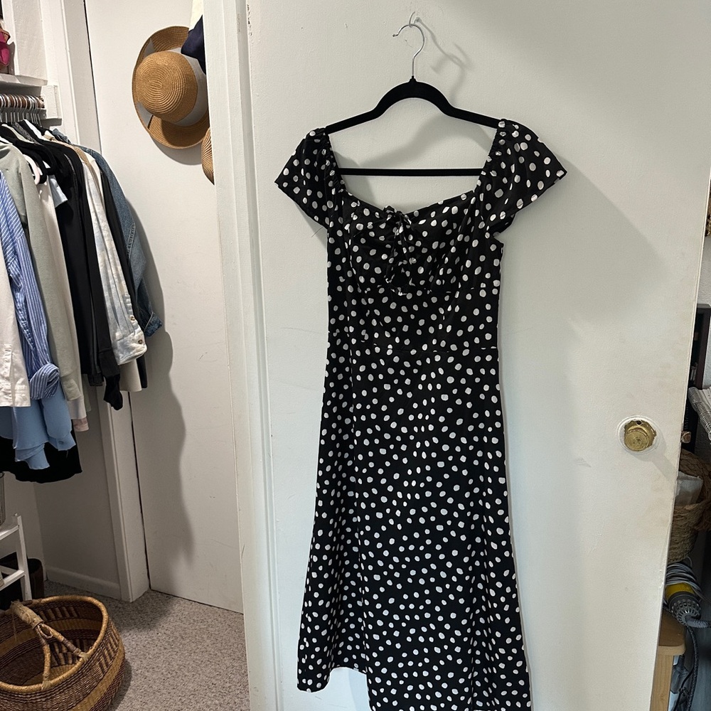 Chic Black and White Polka Dot Midi Dress